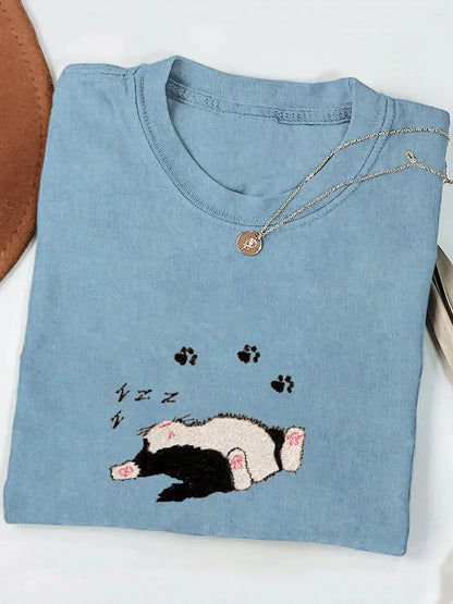 Sleeping Cat Embroidered Print T-Shirt