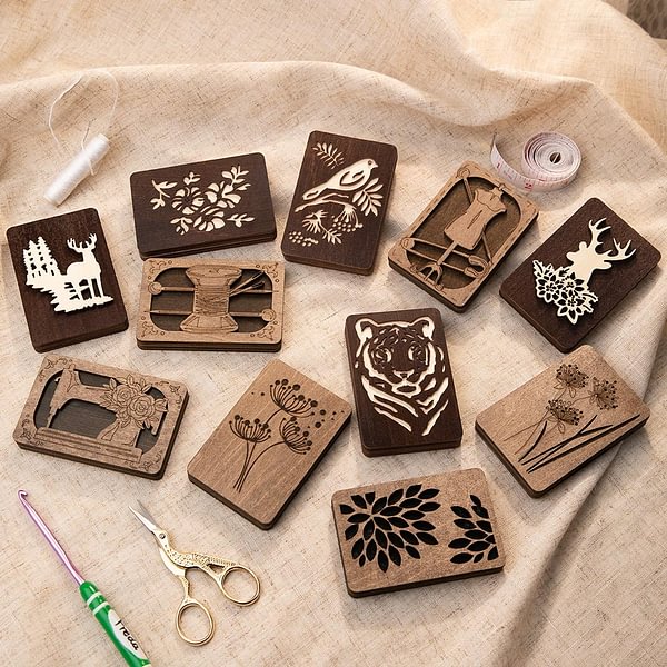 Personalised Wooden Needle Box Holder with Magnet Needle Minder Embroidery Needle Point Storage Tool