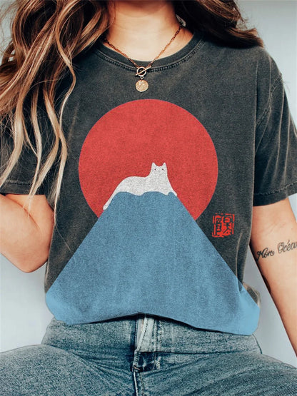 White Cat Snow on Mount Fuji Vintage T-Shirt