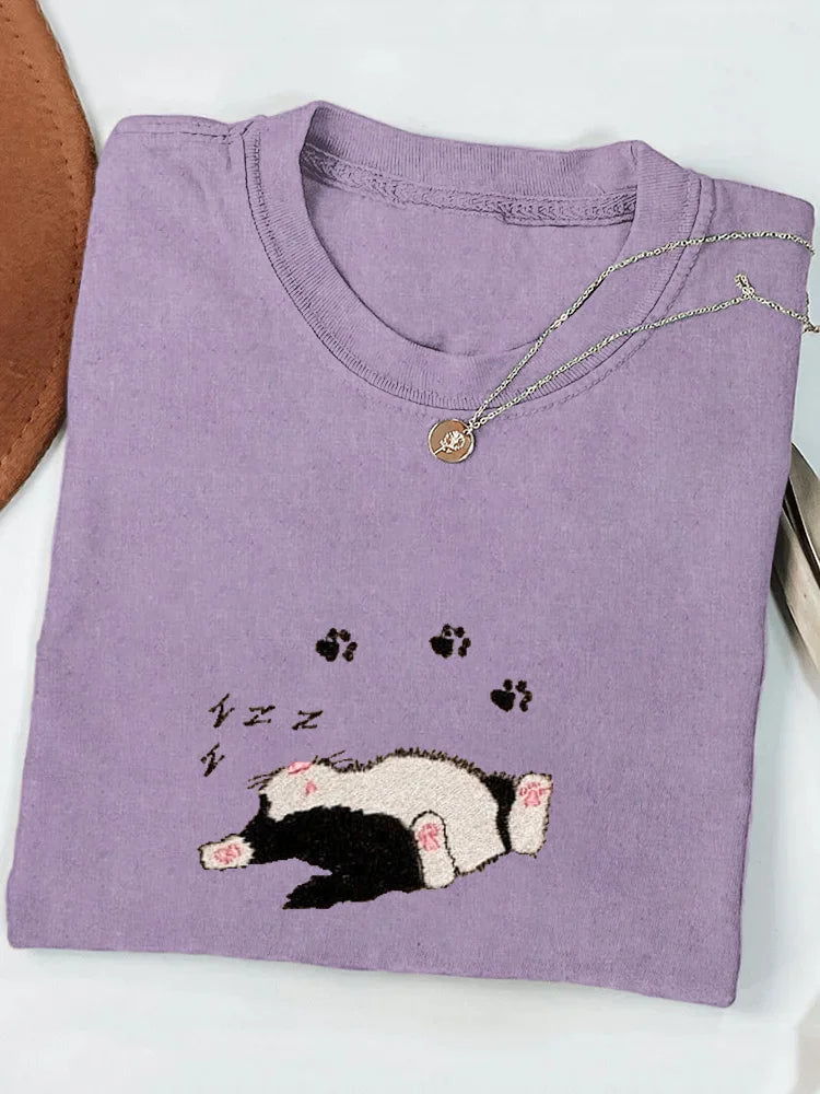 Sleeping Cat Embroidered Print T-Shirt